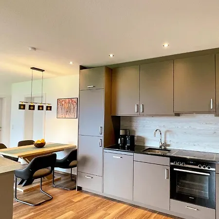 Theview Garden Apartment Fuegen